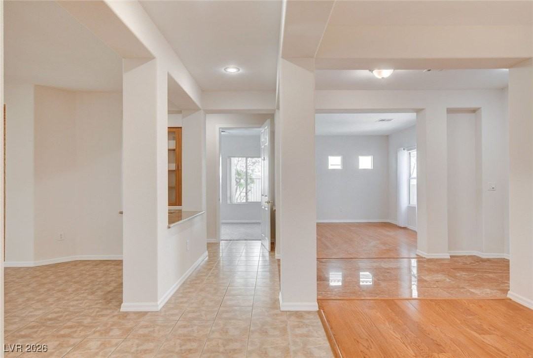 10361 Profeta Ct - Photo 5 of 50