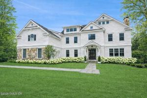 featured image of 4 Winker Ln