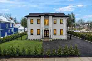 featured image of 472 High St