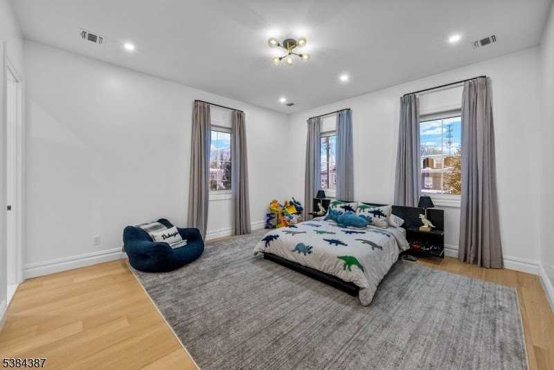 472 High St - Photo 7 of 37