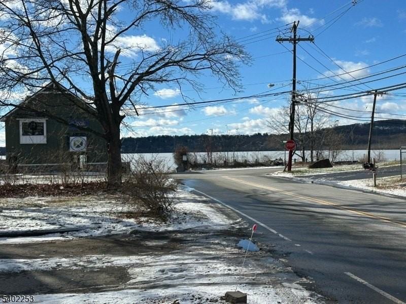 88 Netcong Rd - Photo 4 of 10