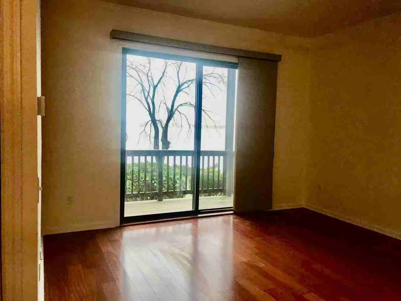 199 Sandcastle Ky - Photo 2 of 45