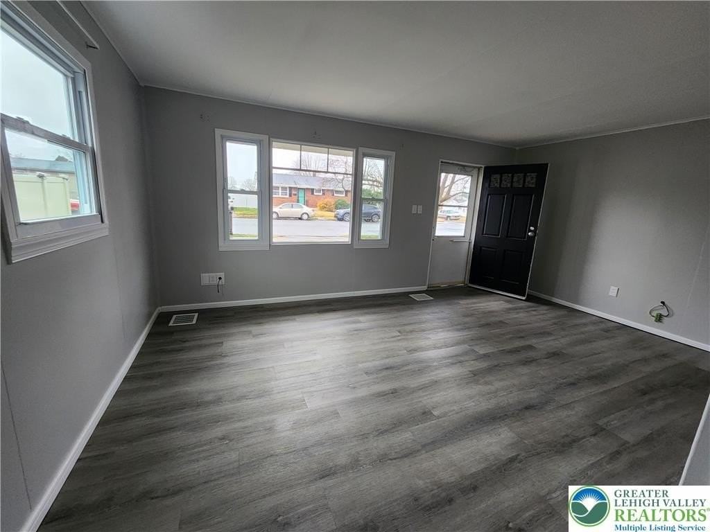 1631 North Blvd - Photo 2 of 11