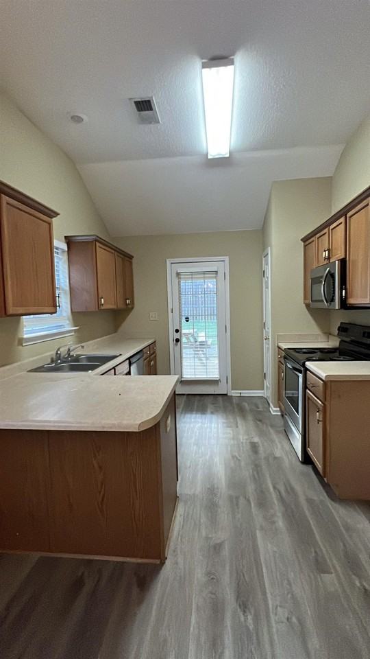 2777 Virginia Woods Pl - Photo 4 of 8