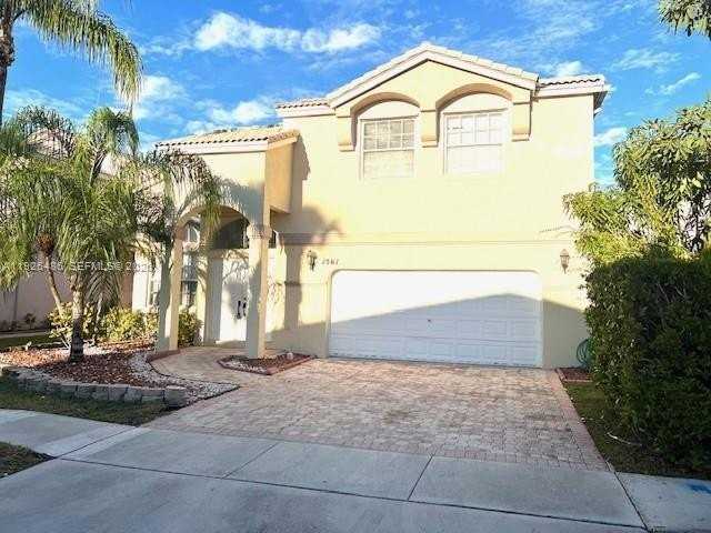 1561 Nw 159th Ave - Photo 2 of 38