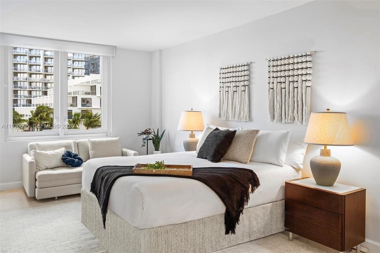 2301 Collins Ave #408 - Photo 5 of 50