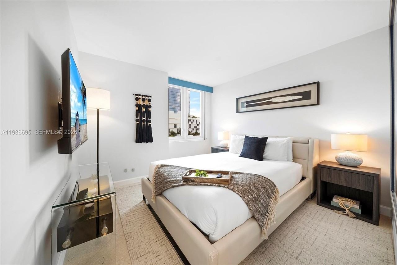 2301 Collins Ave #408 - Photo 6 of 50