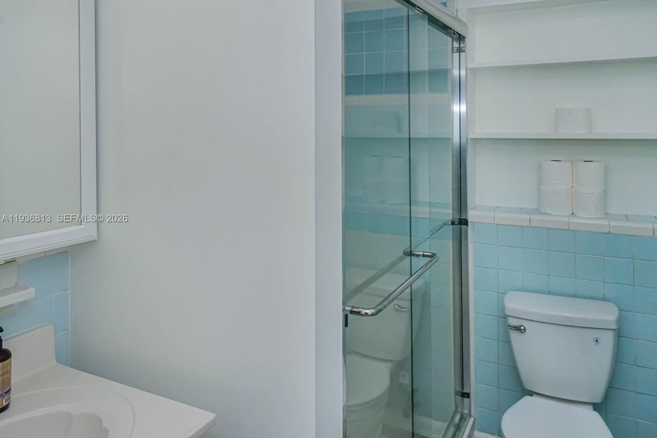 5911 Sw 6th St #2 - Photo 5 of 9