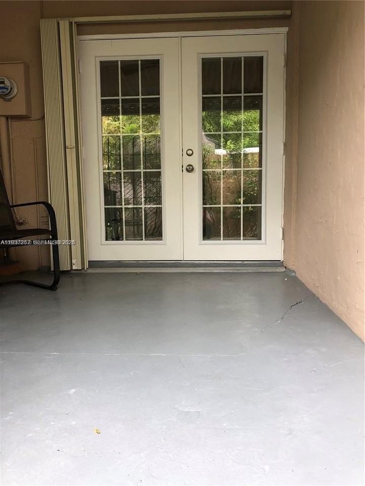 6530 W 2nd Ct #1 - Photo 4 of 15