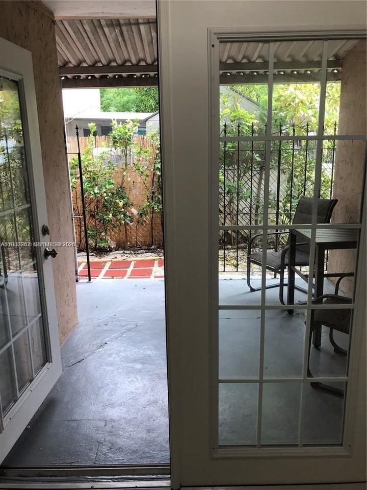 6530 W 2nd Ct #1 - Photo 5 of 15