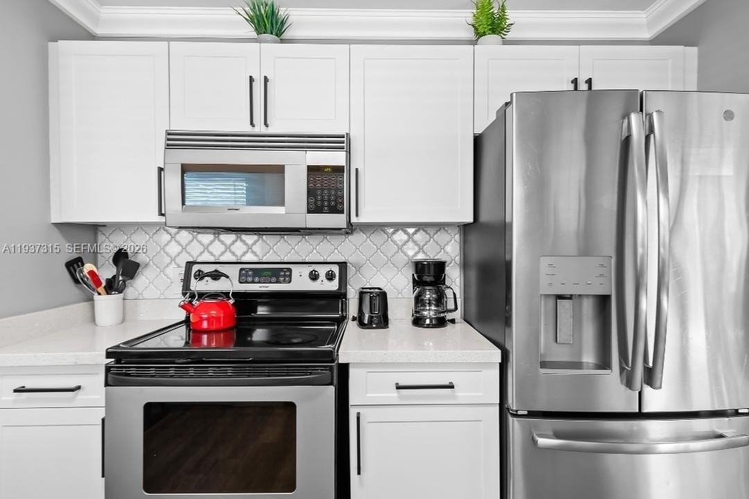 223 Se 8th St #223 - Photo 7 of 44