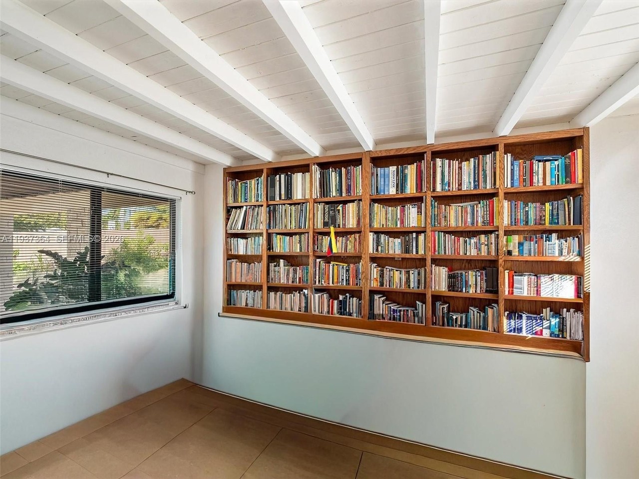 700 Sw 12th St - Photo 4 of 22