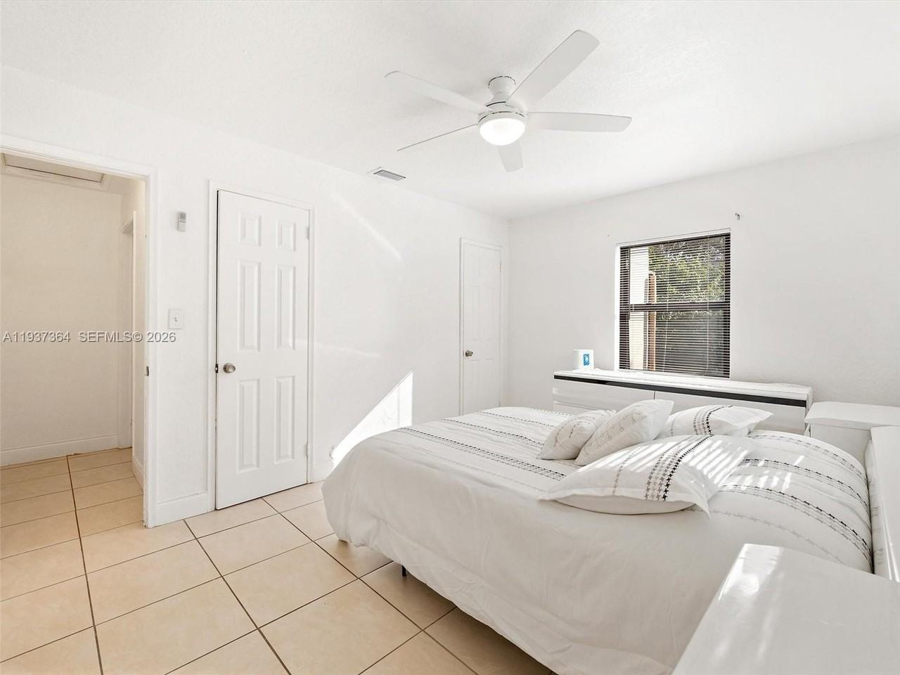 700 Sw 12th St - Photo 6 of 22