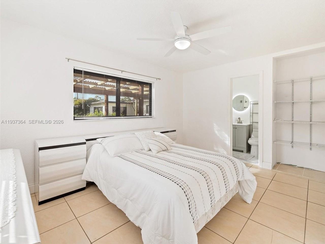 700 Sw 12th St - Photo 7 of 22