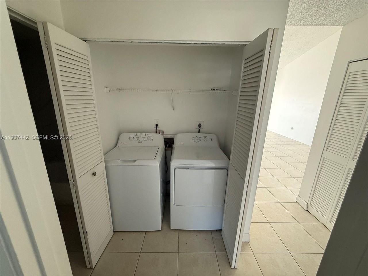 625 Sw 113th Way #625 - Photo 5 of 12