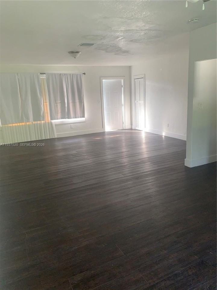 2355 Nw 207th St #0 - Photo 2 of 33