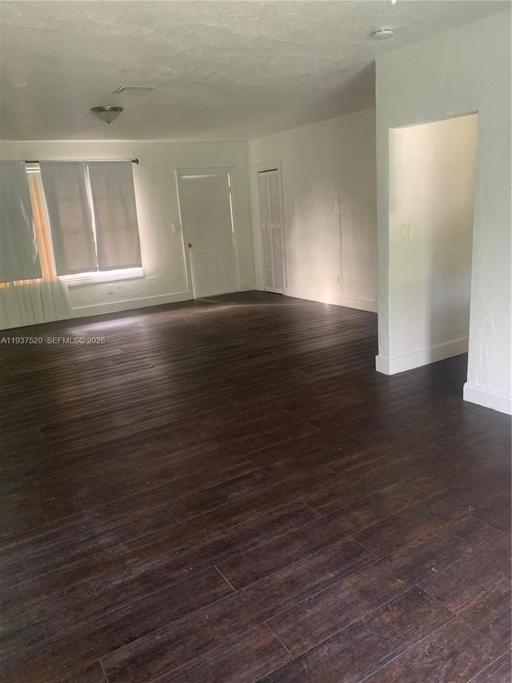 2355 Nw 207th St #0 - Photo 6 of 33