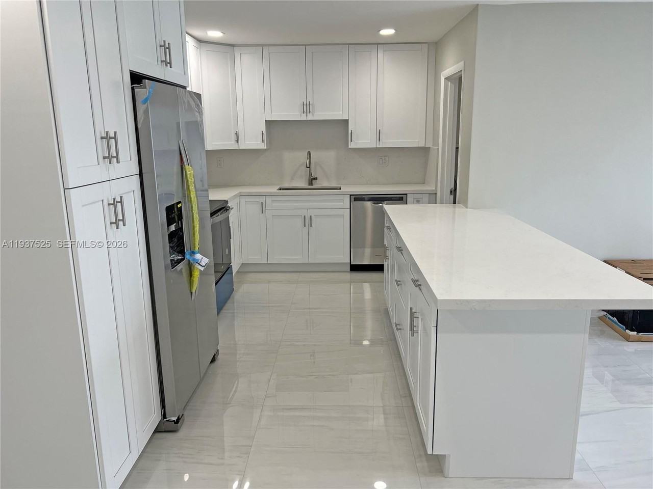 11962 Sw 37th Ter - Photo 7 of 24