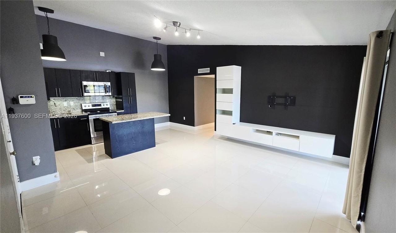 18785 Nw 62nd Ave #208 - Photo 3 of 16