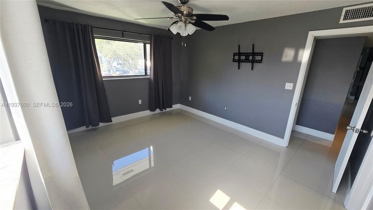 18785 Nw 62nd Ave #208 - Photo 6 of 16