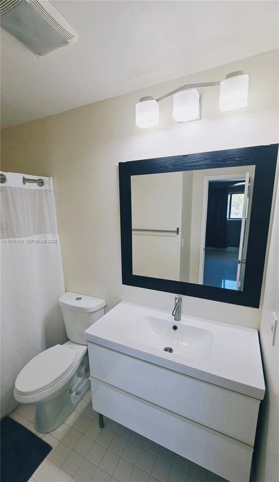 18785 Nw 62nd Ave #208 - Photo 7 of 16