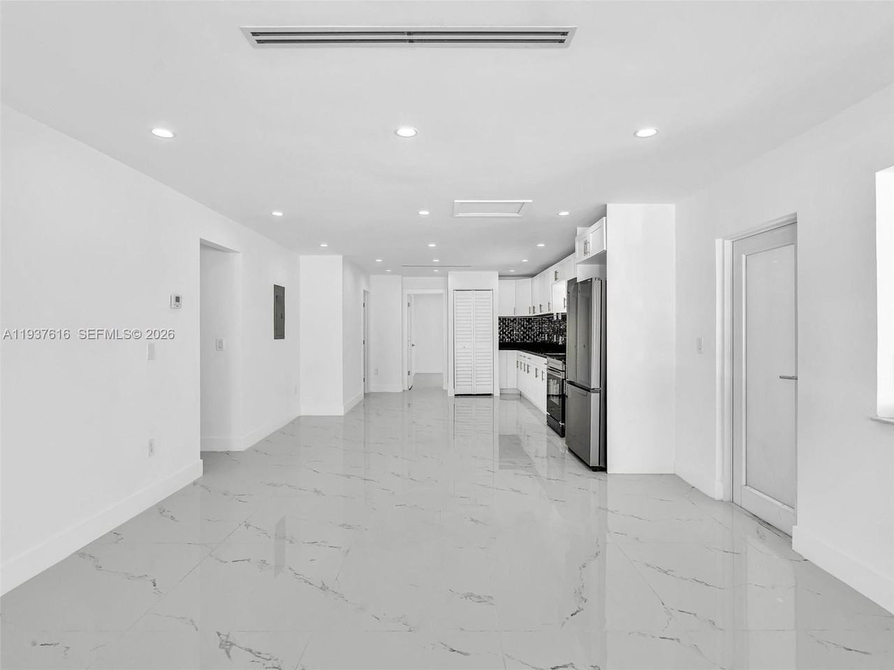 3354 Nw 50th St #3354 - Photo 3 of 33