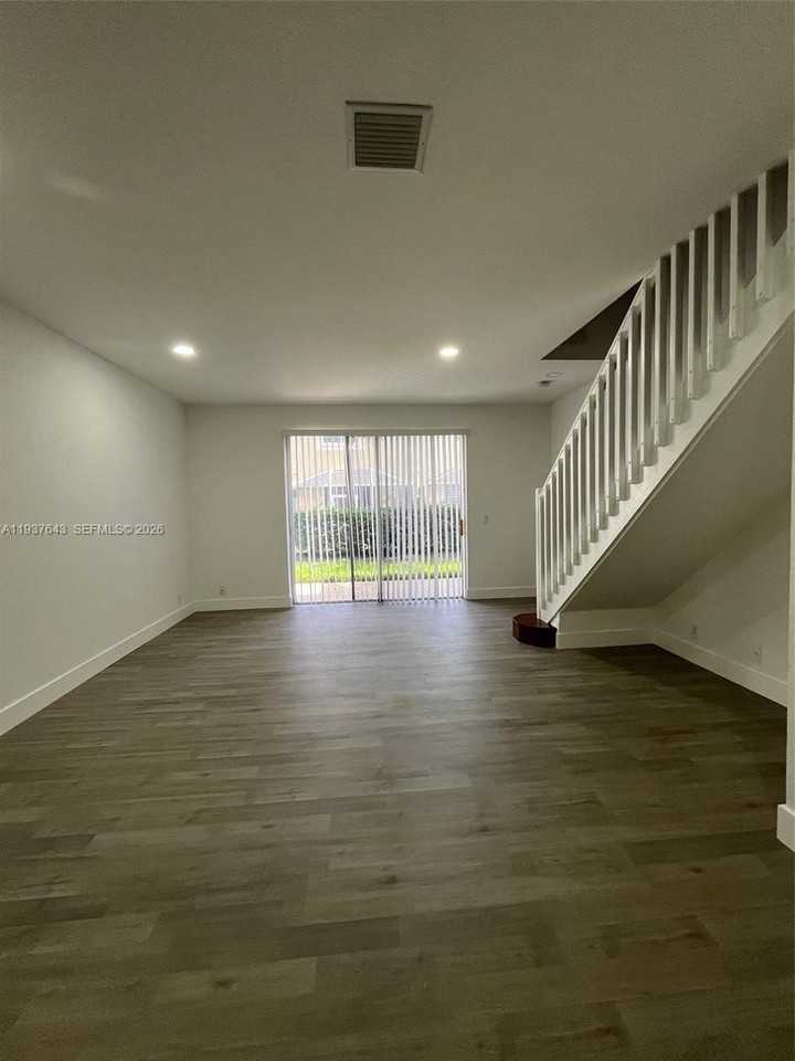 2216 Ensenada Ter - Photo 7 of 25