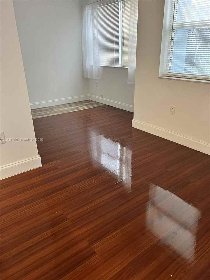 17500 Nw 67th Ct #P19 - Photo 4 of 10