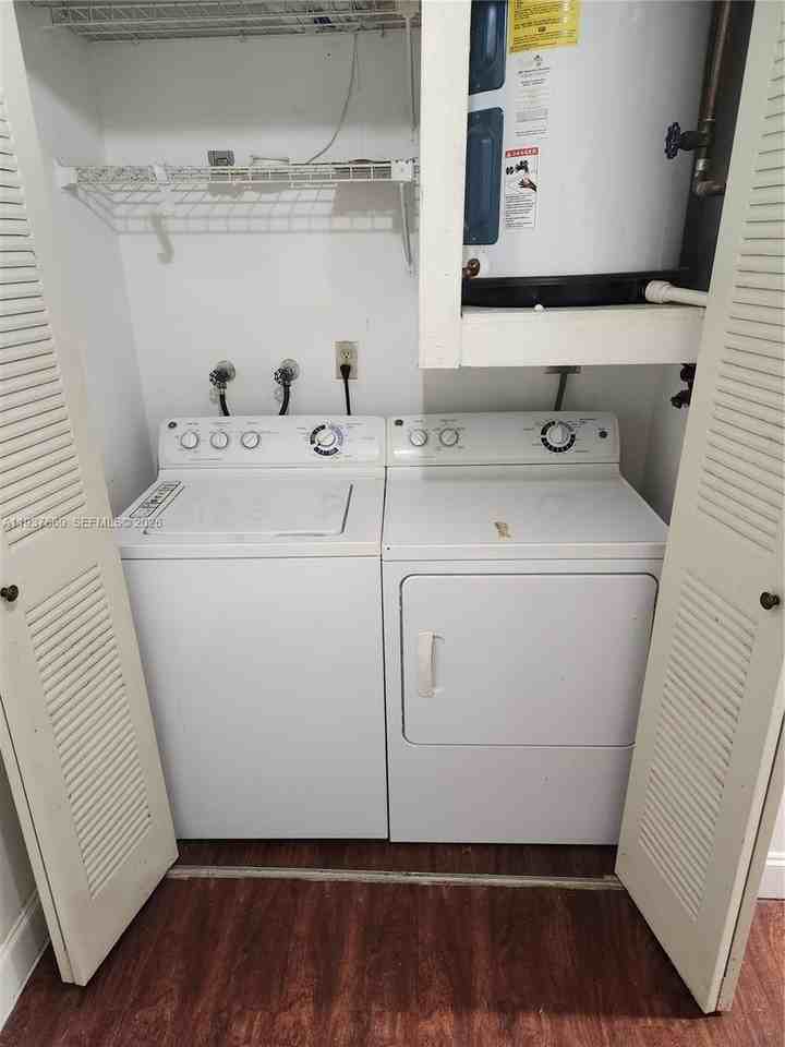 17500 Nw 67th Ct #P19 - Photo 6 of 14