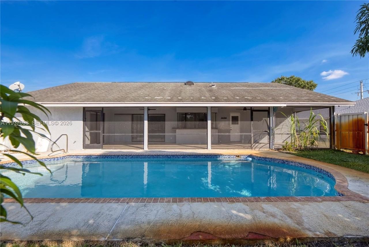 5402 Nw Emblem St #NA - Photo 4 of 50