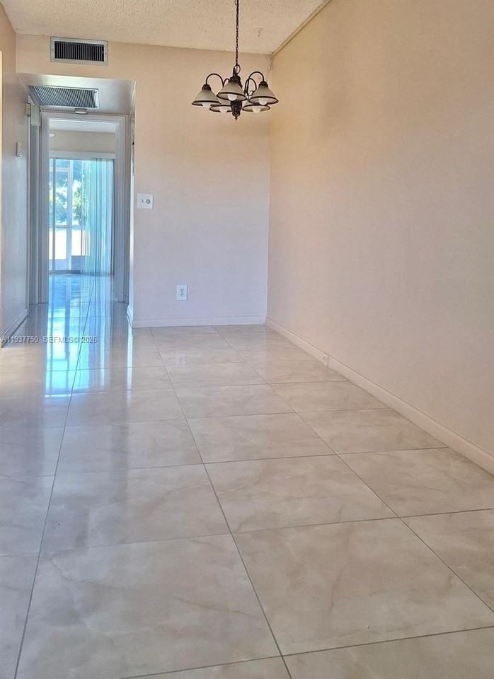 400 Sw 134th Way #107F - Photo 3 of 25