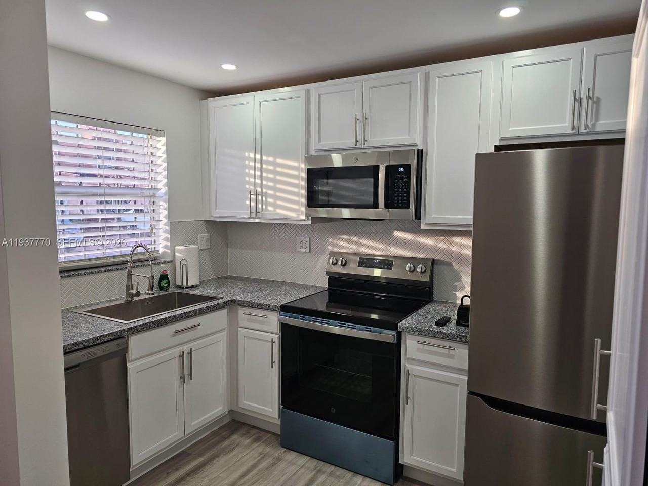 4357 W 11th Ln #55 - Photo 4 of 17