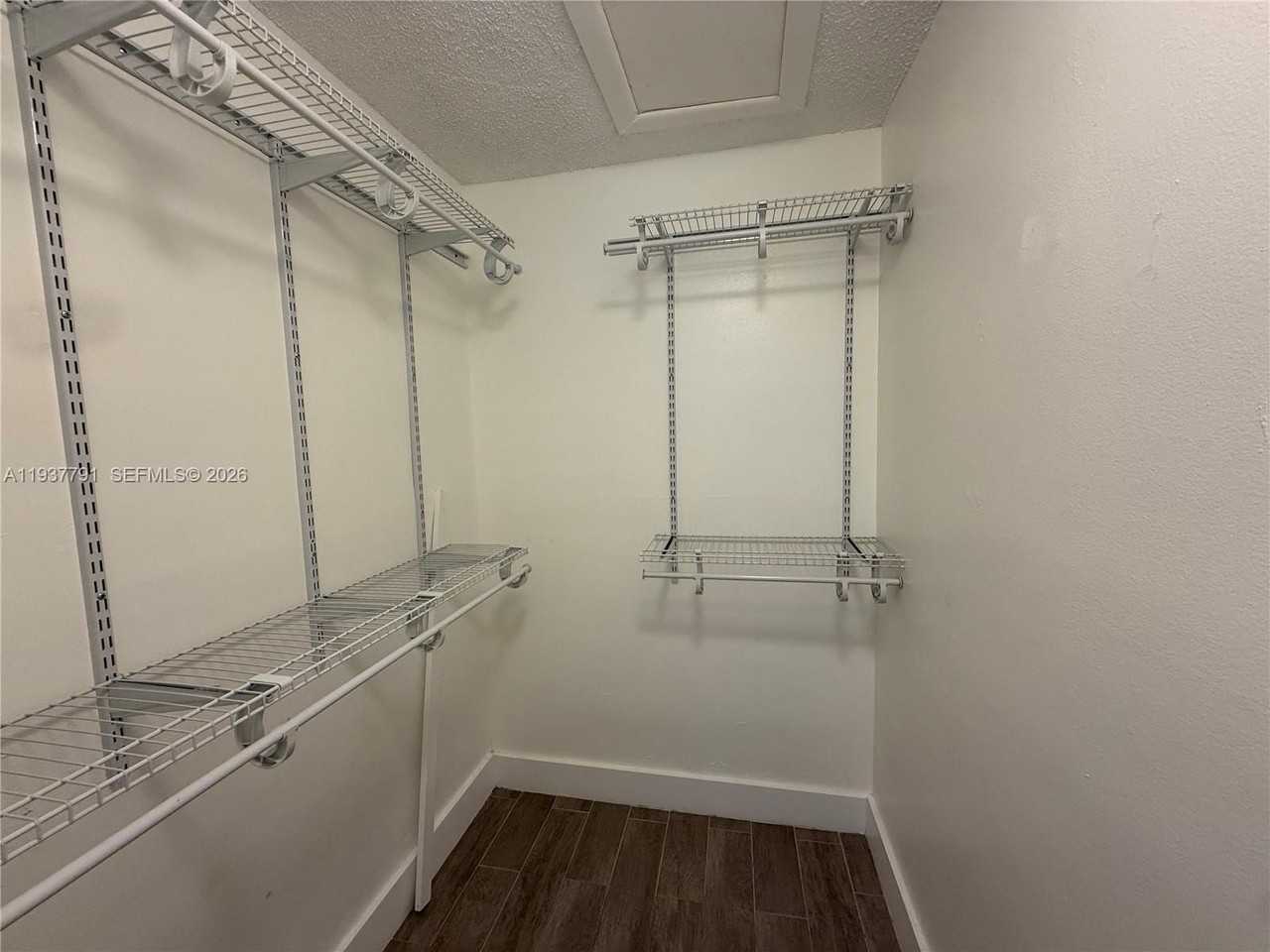 2454 Nw 52nd Ave #2454 - Photo 5 of 20