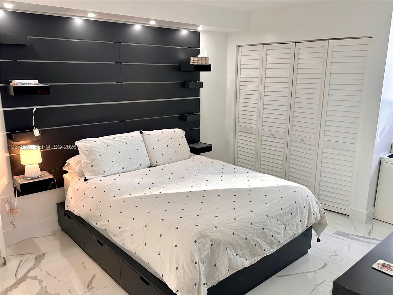 2457 Collins Ave #408 - Photo 6 of 13