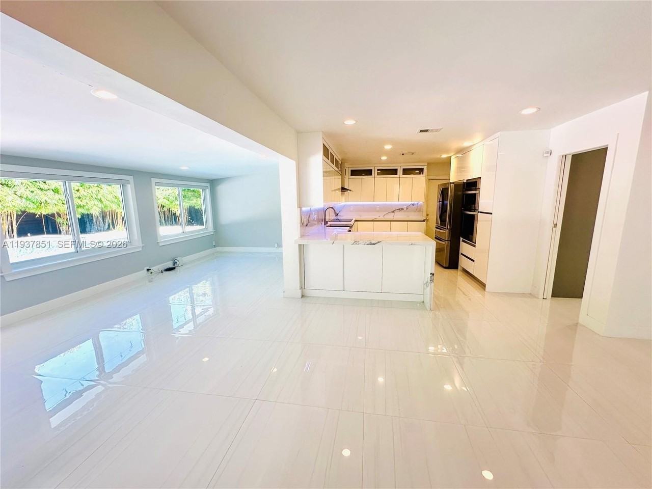 8160 W 18th Ct #0 - Photo 7 of 36