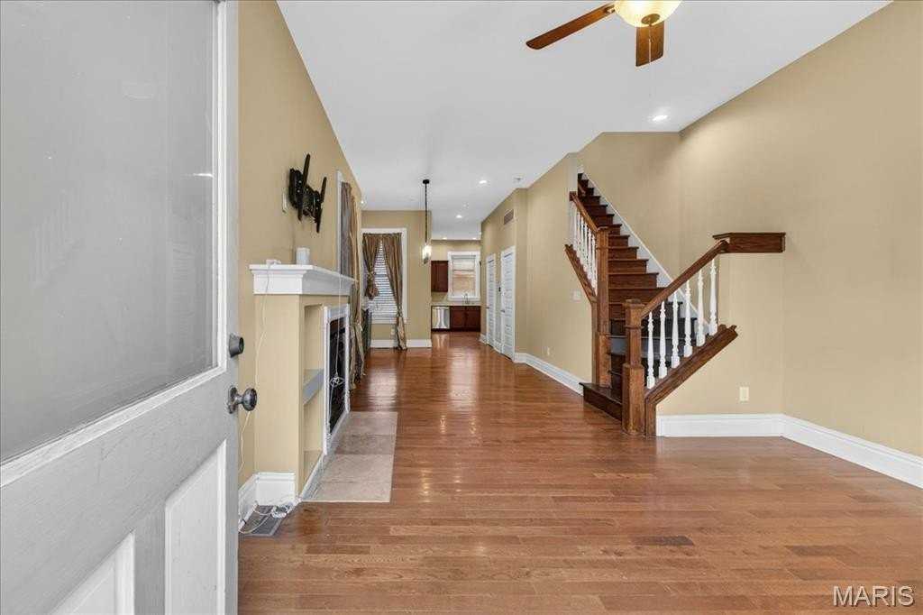 2919 S 18th St - Photo 2 of 30