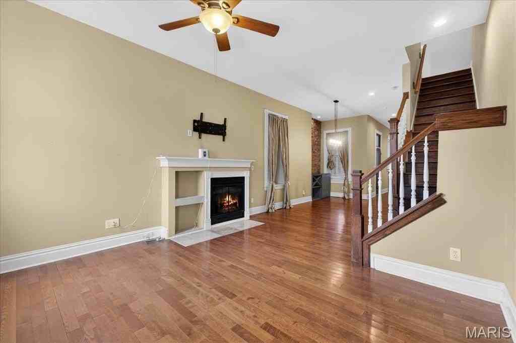 2919 S 18th St - Photo 4 of 30