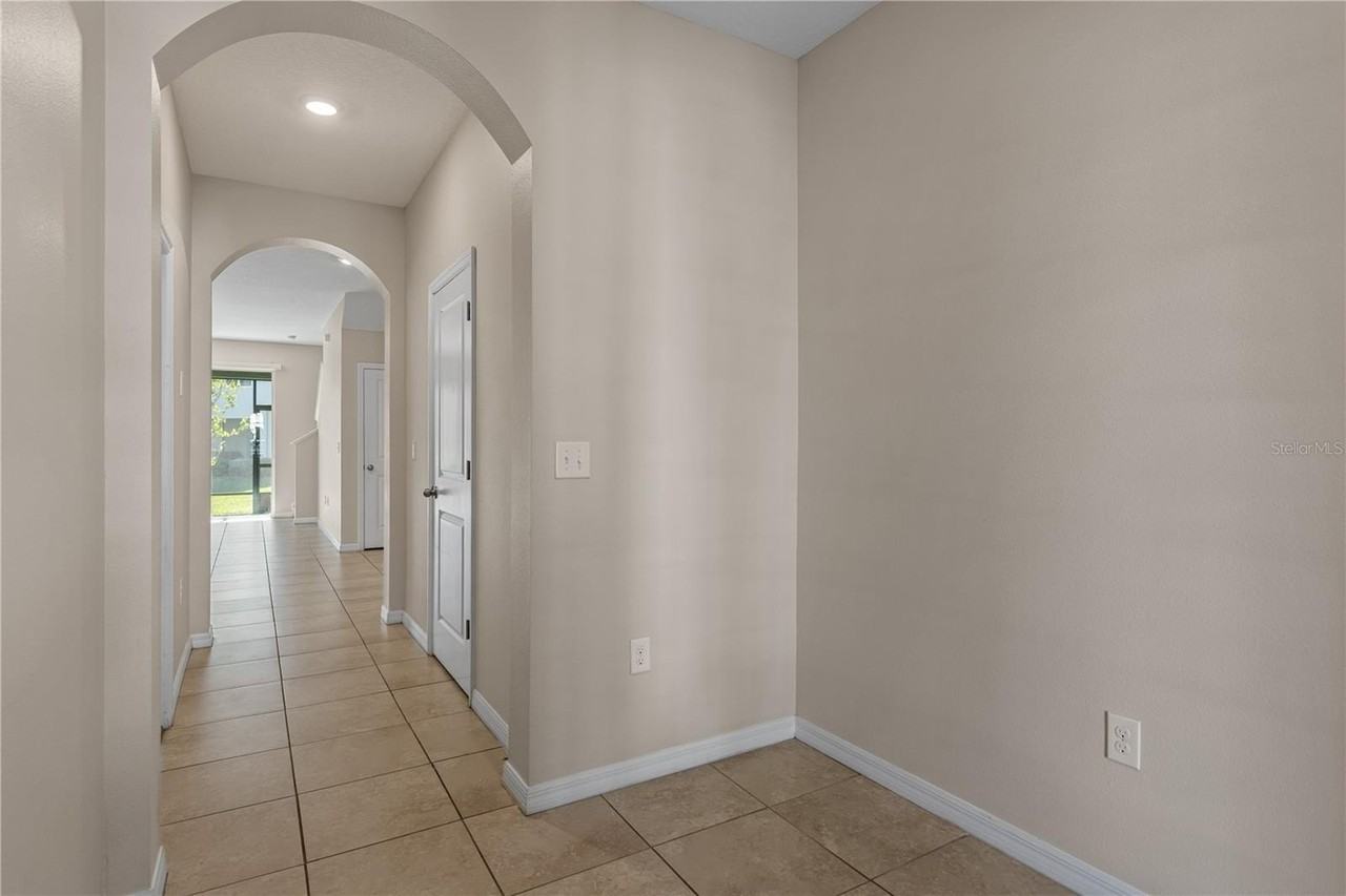 6517 Serenity Fall Ln - Photo 3 of 29