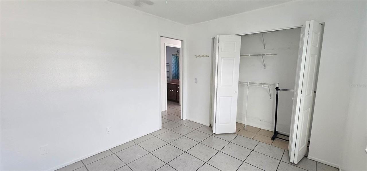 12048 Henley Ave #B - Photo 7 of 13