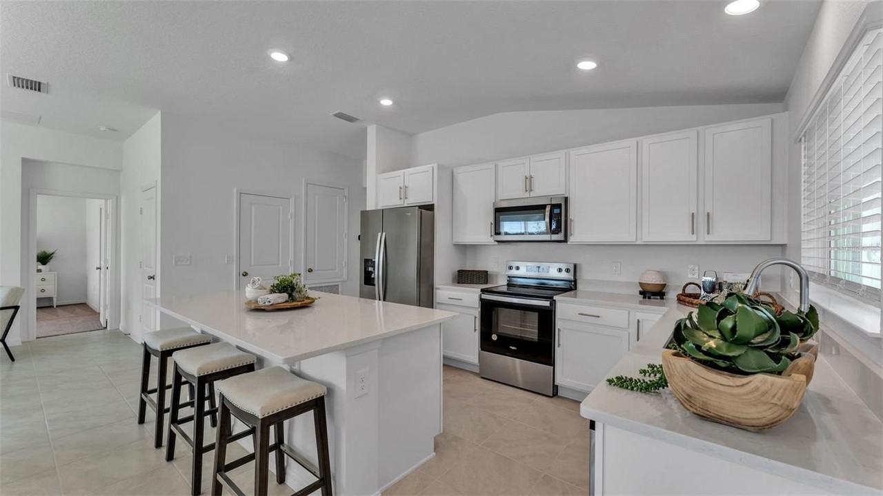 204 Rivermill Way - Photo 7 of 33