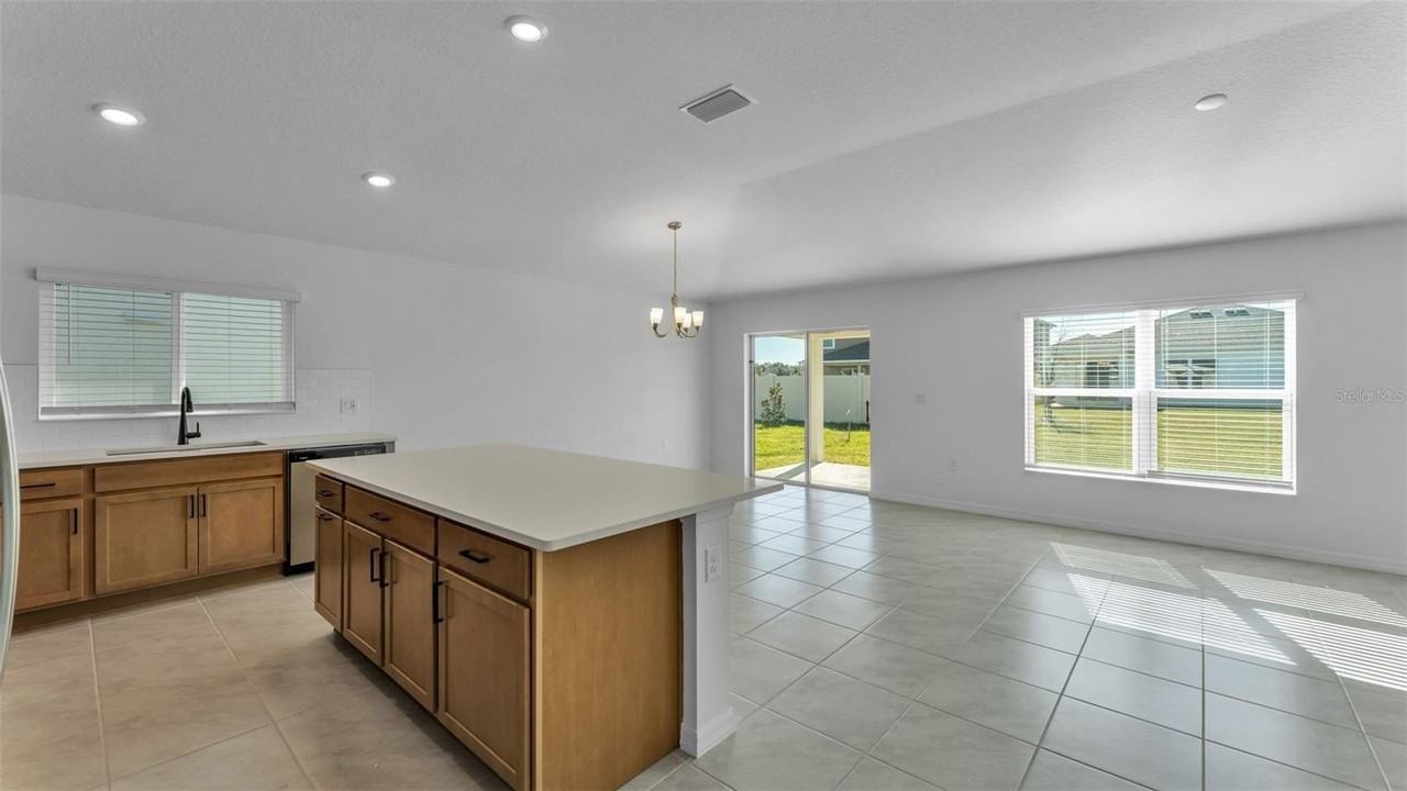 638 Meadows Edge Pl - Photo 5 of 30