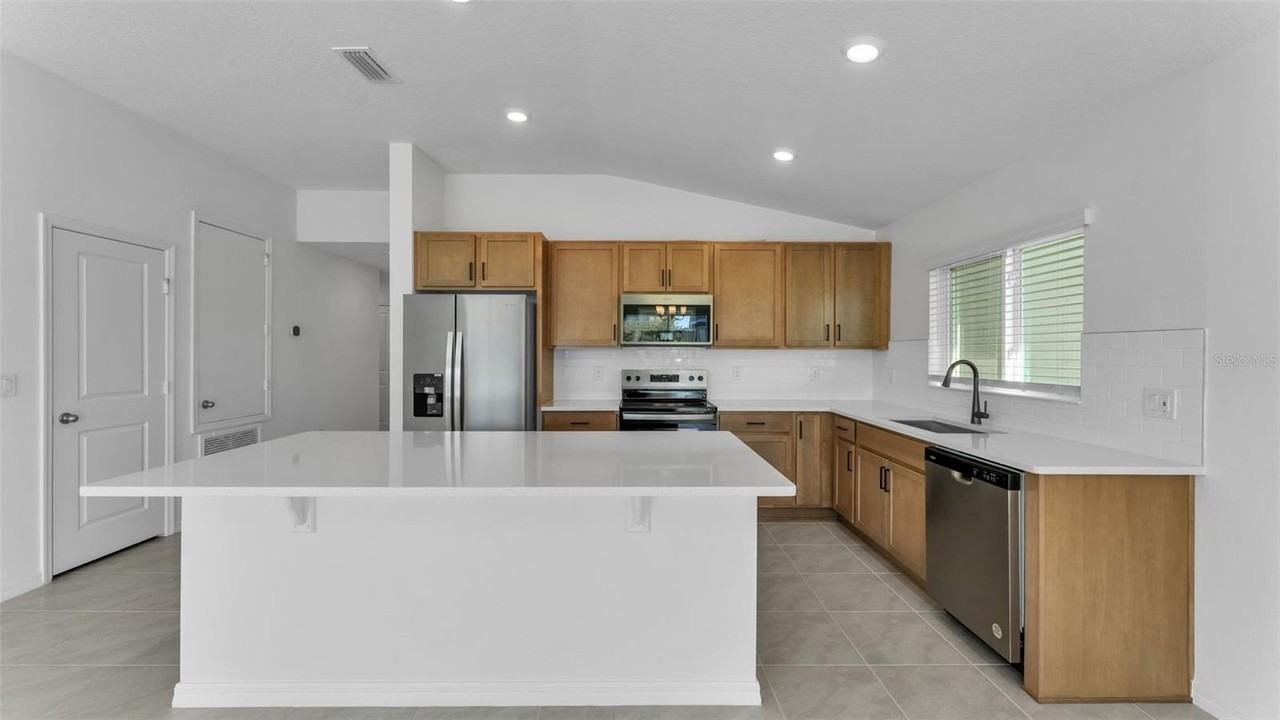 638 Meadows Edge Pl - Photo 7 of 30