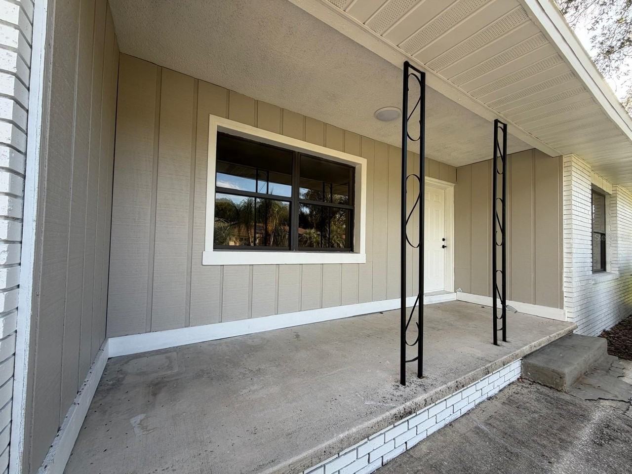 575 Lake Mccoy Dr - Photo 2 of 16