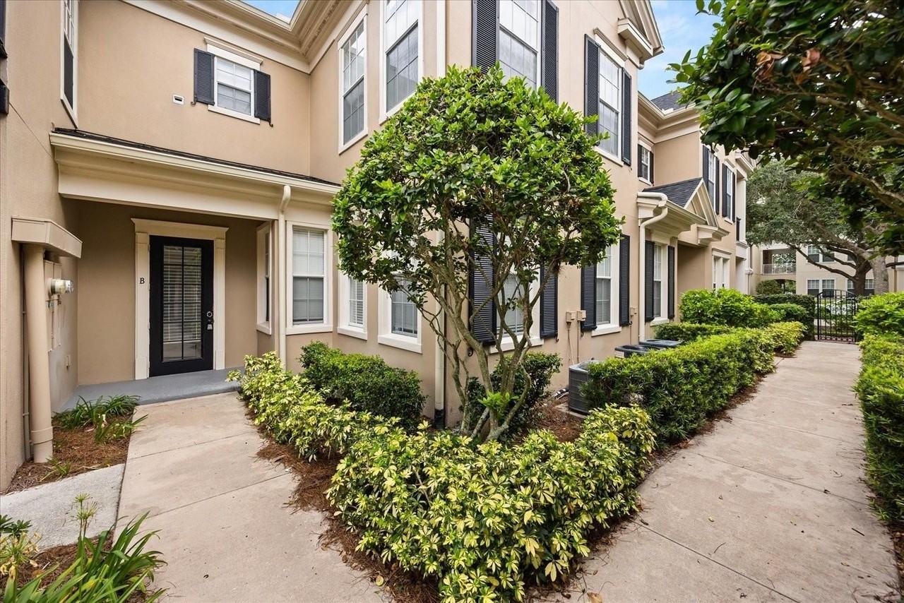 1316 Lake Baldwin Ln #B - Photo 2 of 50