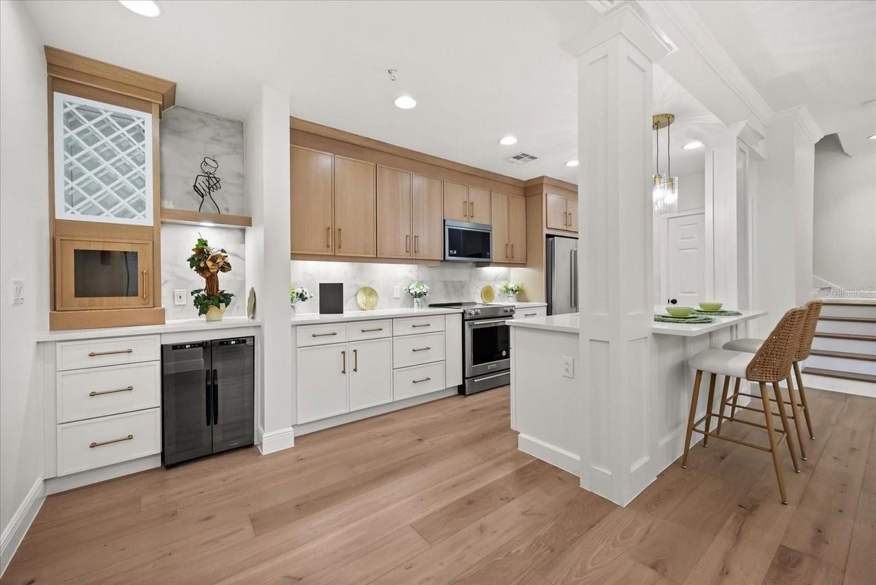 1316 Lake Baldwin Ln #B - Photo 3 of 50