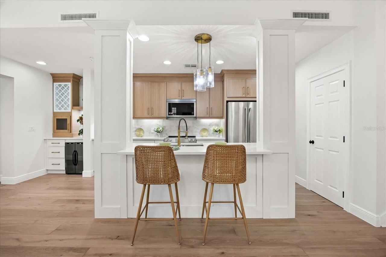 1316 Lake Baldwin Ln #B - Photo 4 of 50