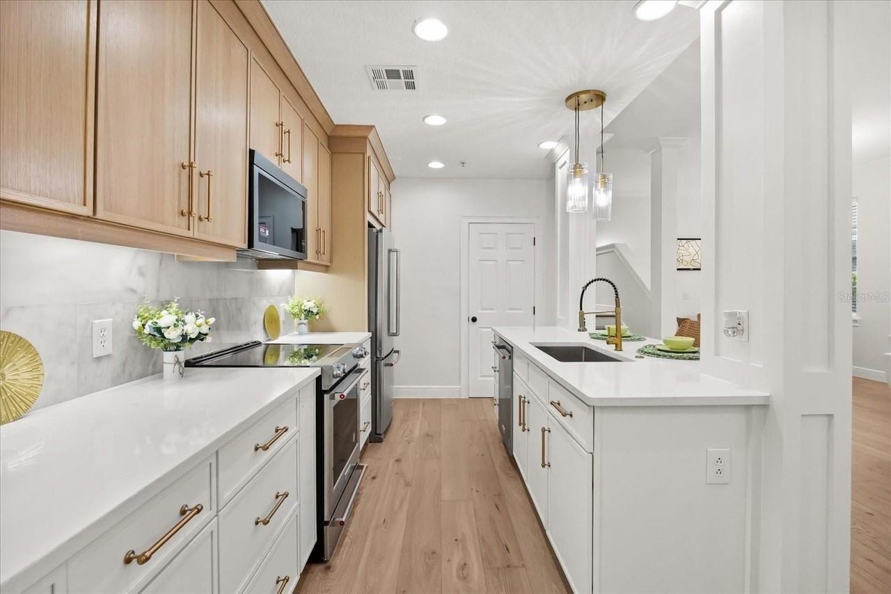 1316 Lake Baldwin Ln #B - Photo 5 of 50