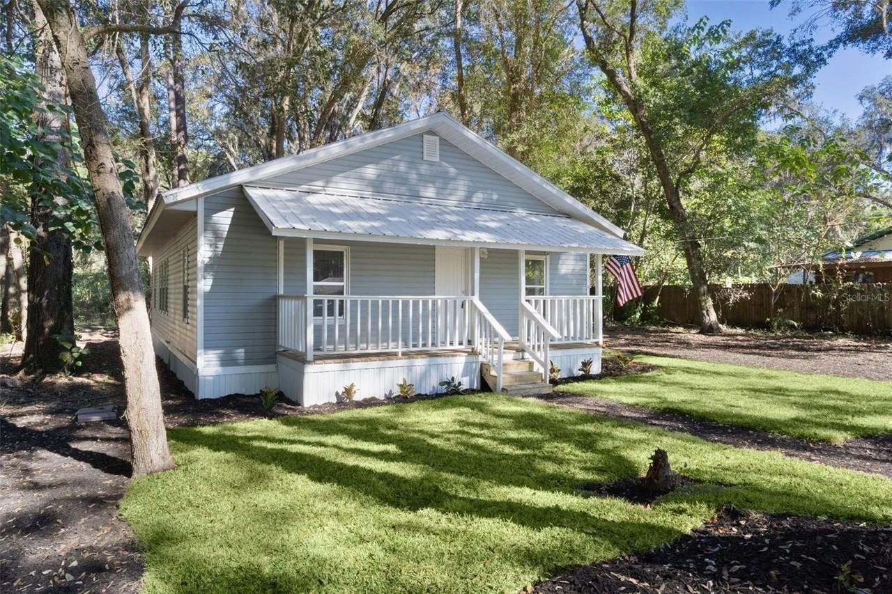 2245 Nw 63rd Pl - Photo 3 of 37