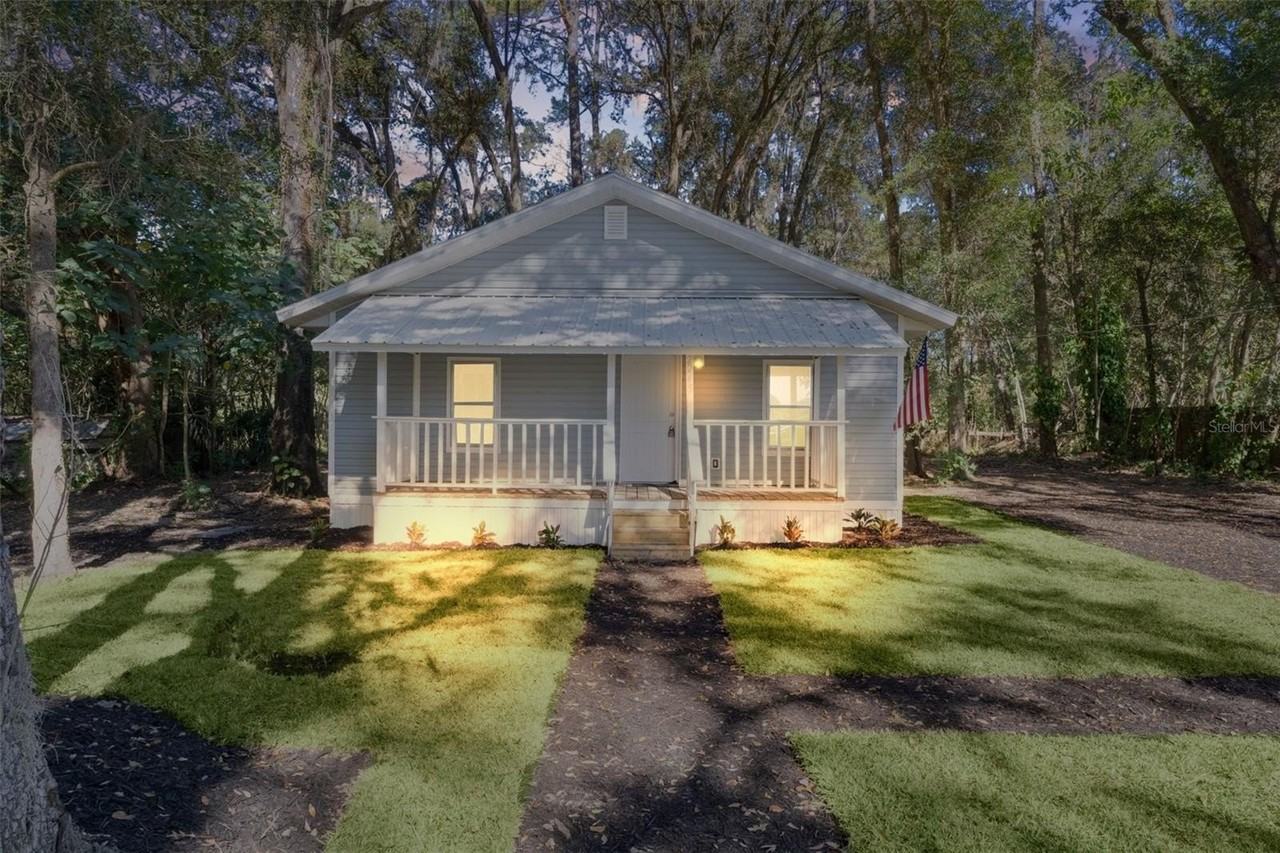 2245 Nw 63rd Pl - Photo 4 of 37