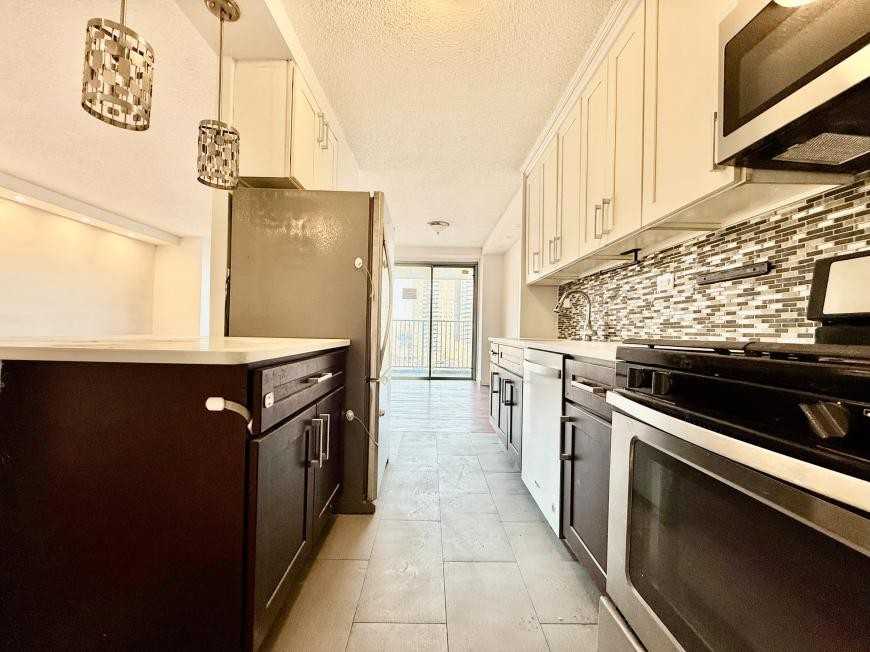 820 Colgate Ave - Photo 6 of 8